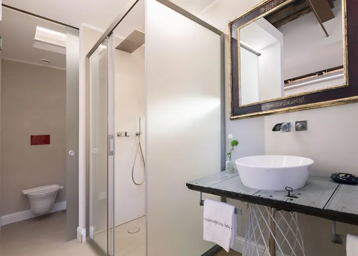 Otel Poesis Experience