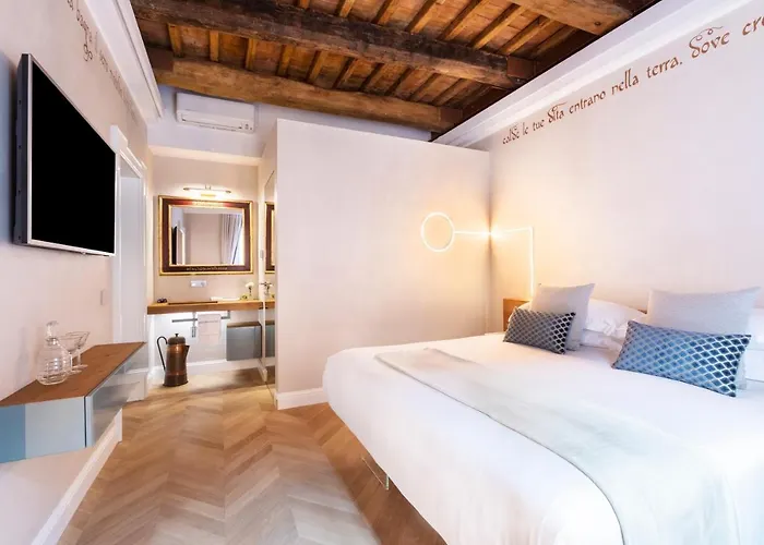 Otel Poesis Experience