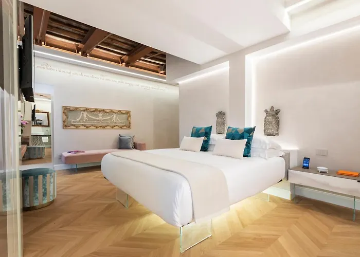 Poesis Experience 4* Roma